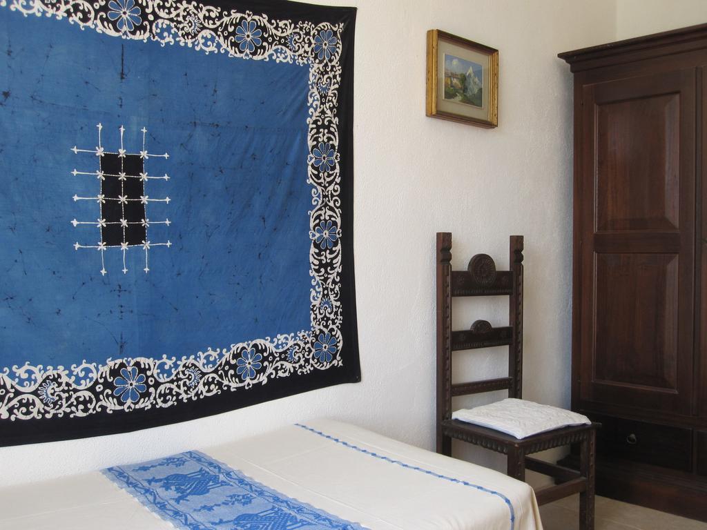 Campi Elisi B&B Sassari Bilik gambar