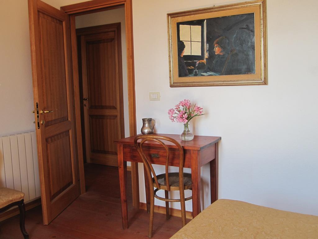 Campi Elisi B&B Sassari Bilik gambar